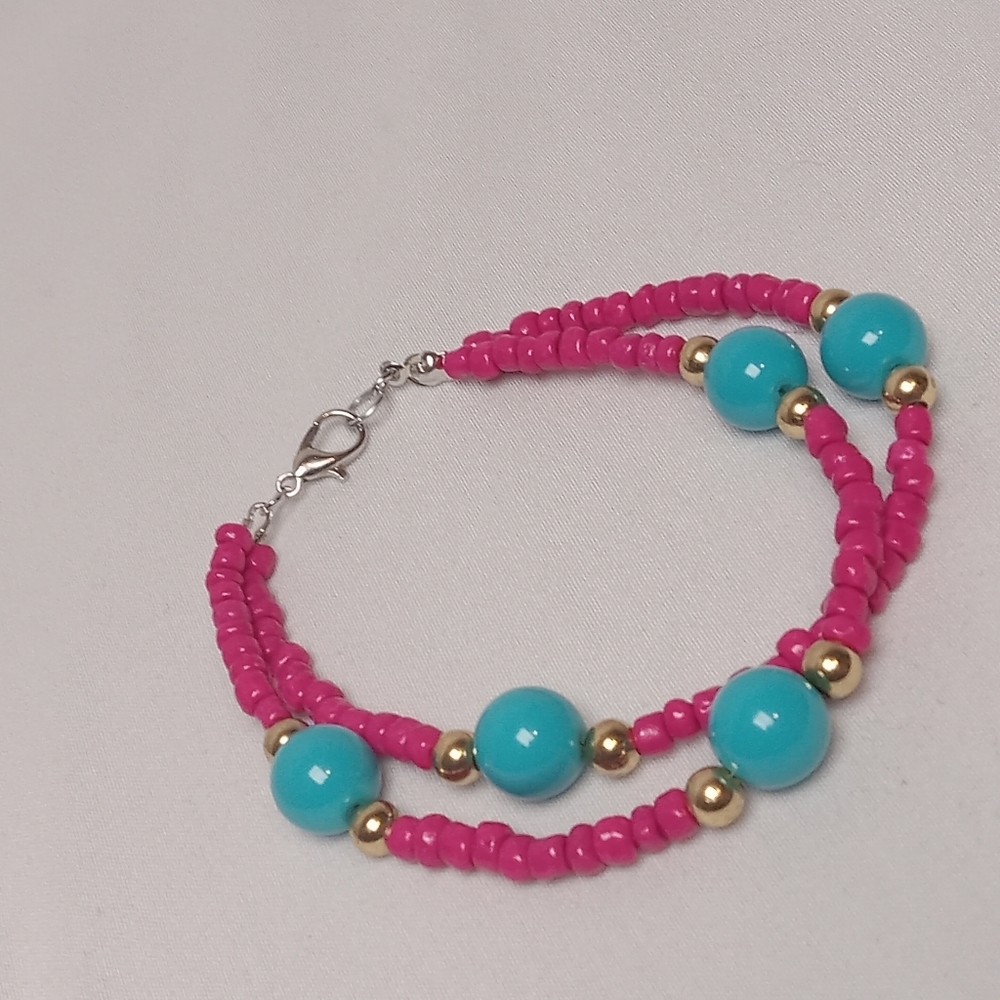 Hand Crafted Turquoise Beaded Bracelet - Picture 2 of 3